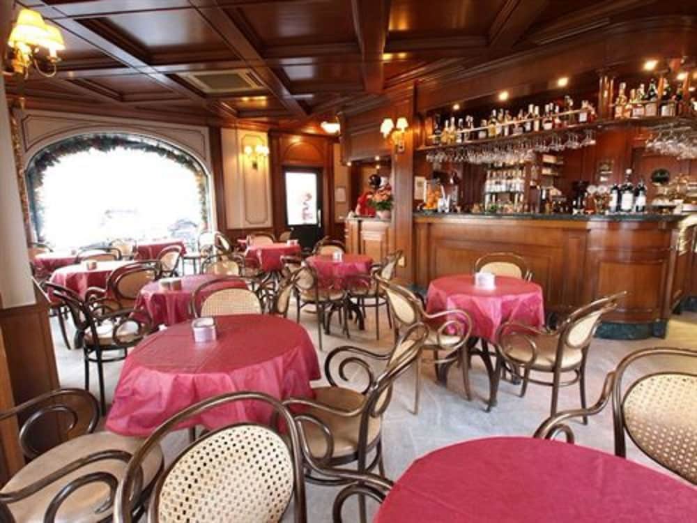 Hotel Du Lac 25/43