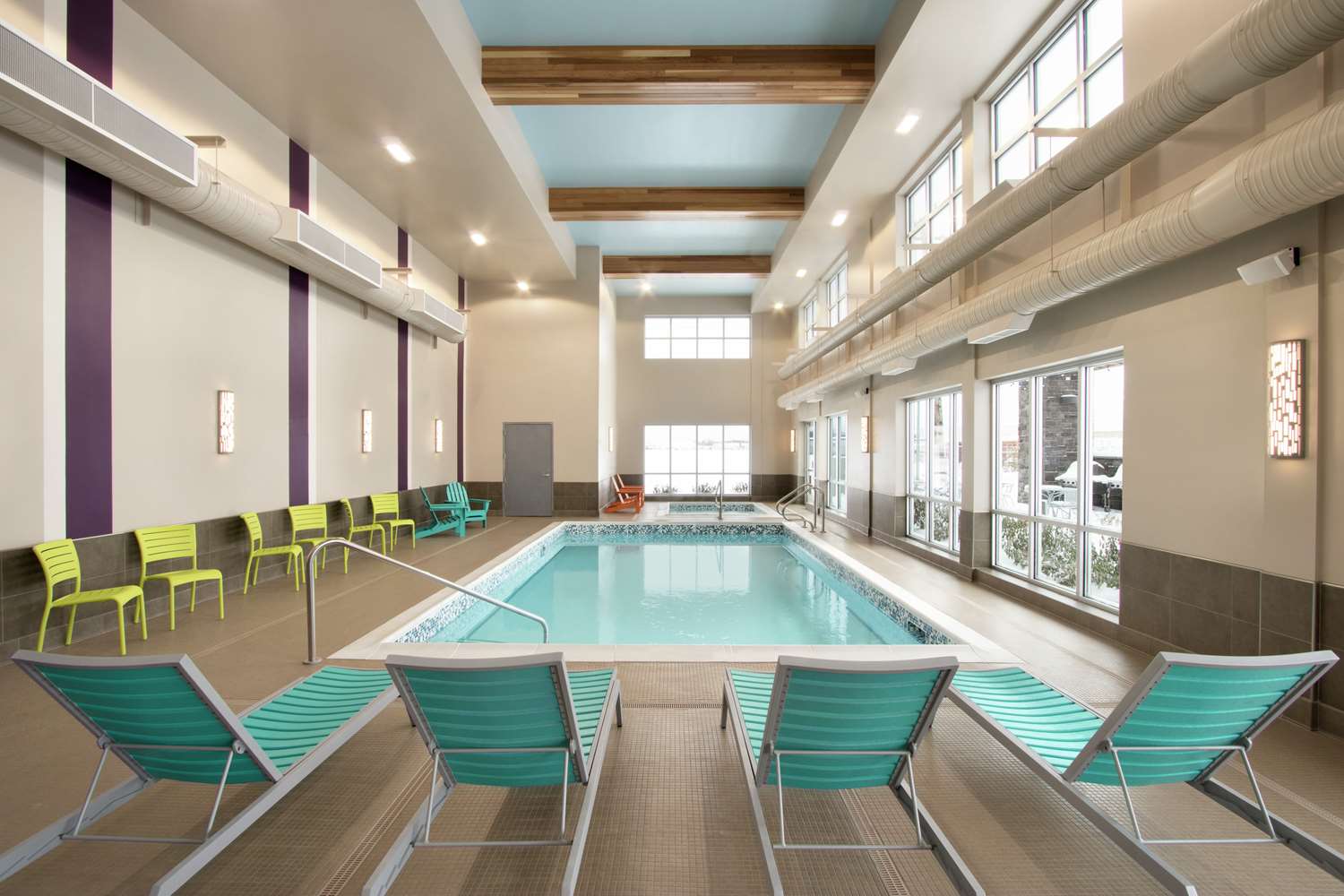 swimming pool spa
