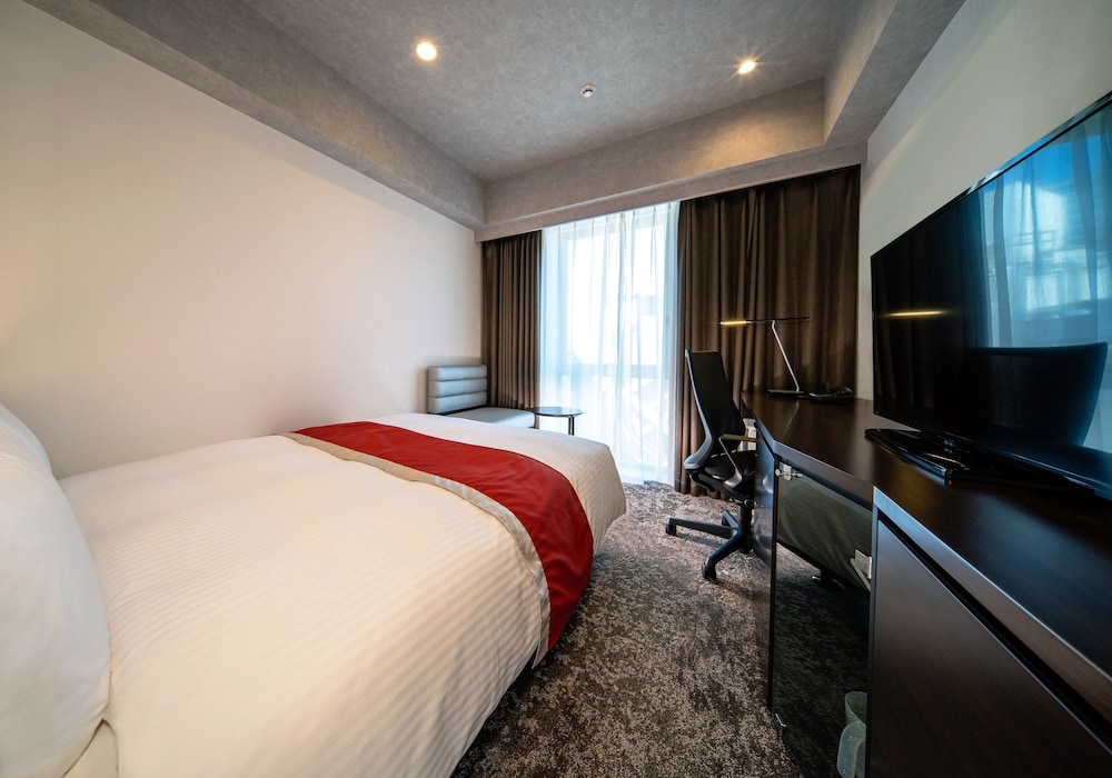 MODERATE, SINGLE, DOUBLE BED