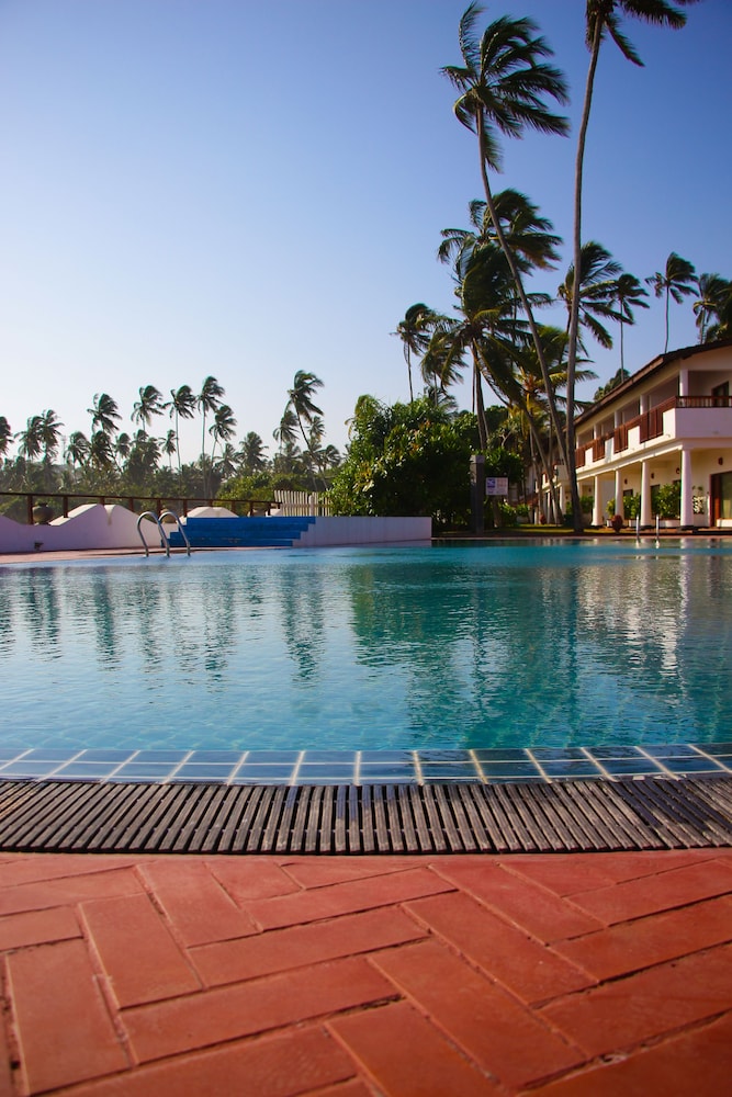 Dickwella Resort and Spa 23/50