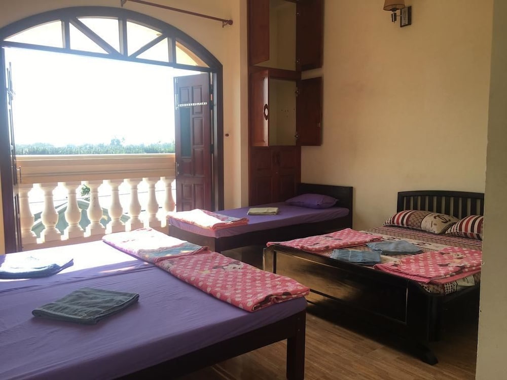 River Park Homestay And Hostel 22/58