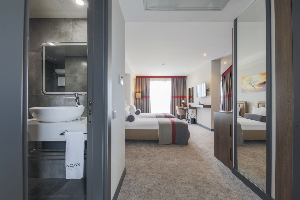 Noax Hotel 27/71