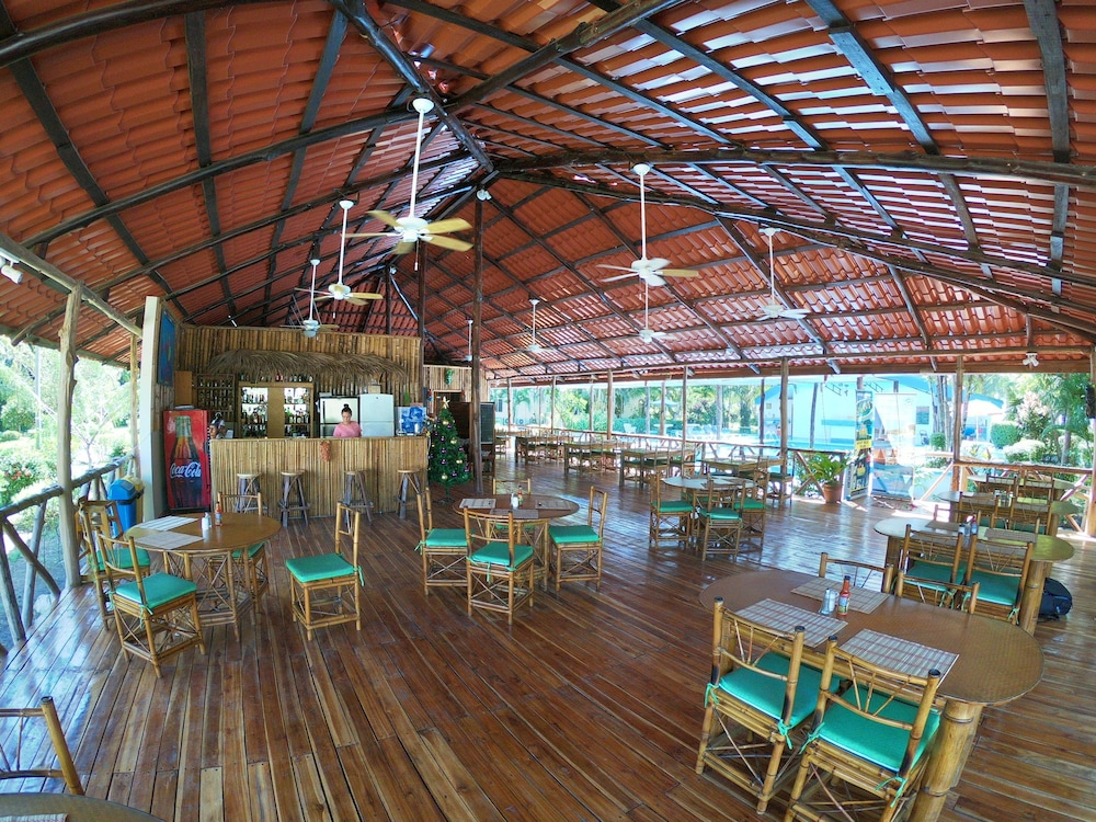 Cocomar Beachfront Hotel Island Resort 47/65