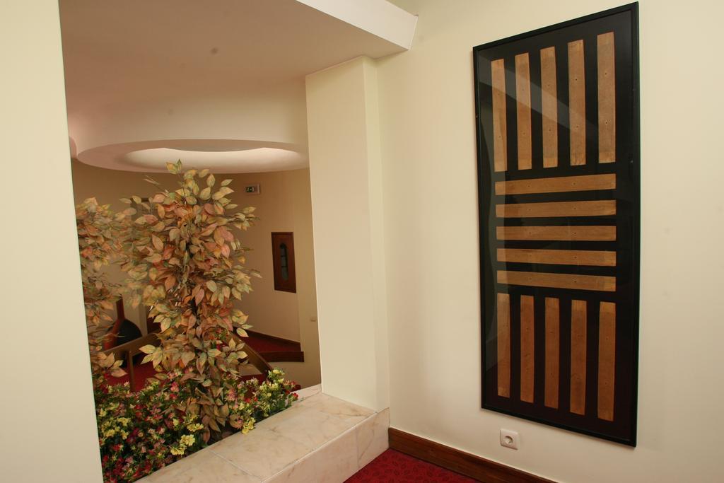 Hotel Catedral 10/28