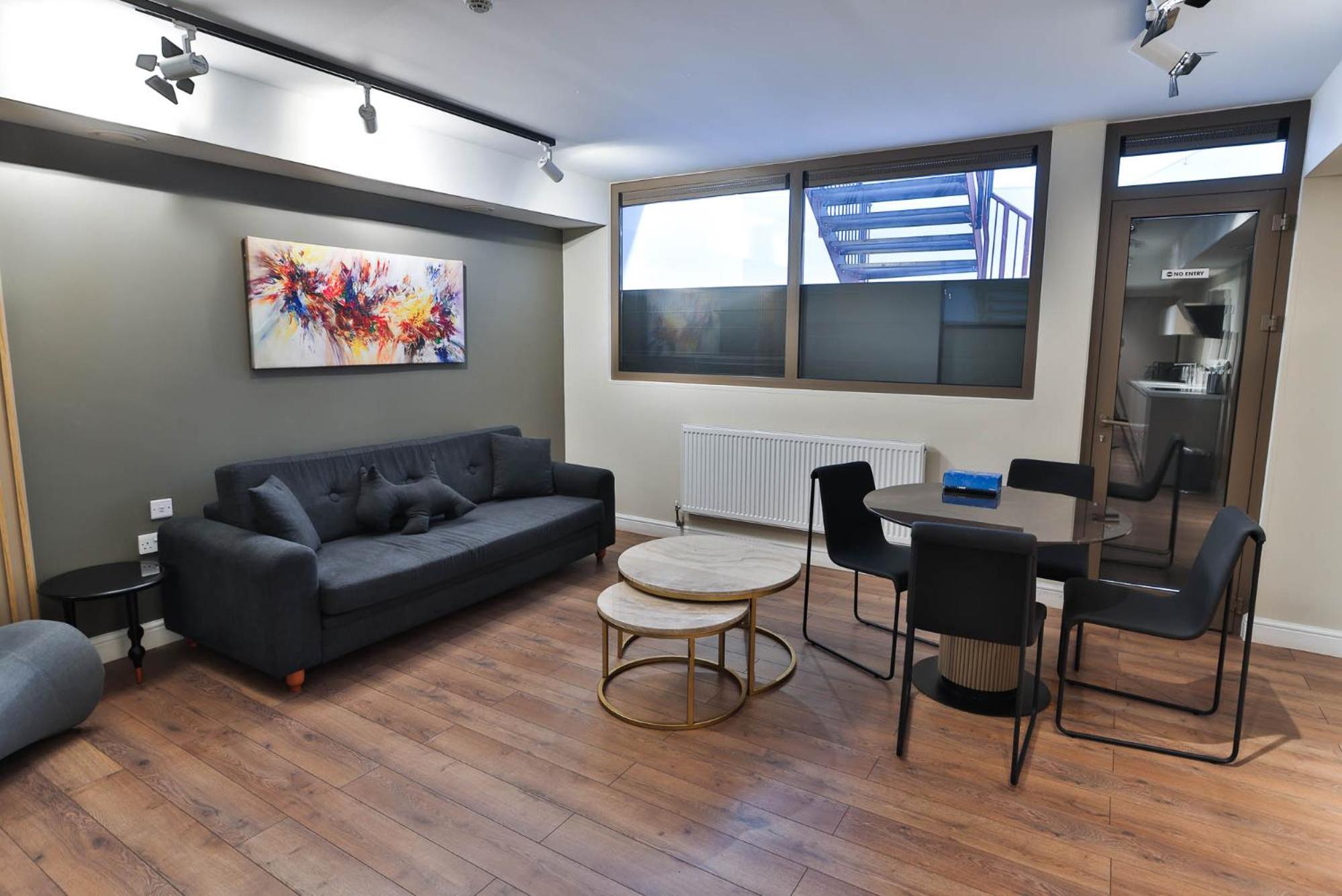 Goodwin St 42/63