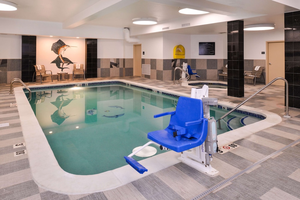 HAMPTON INN SUITES DENVER SPEER BOULEVARD in DENVER - CO