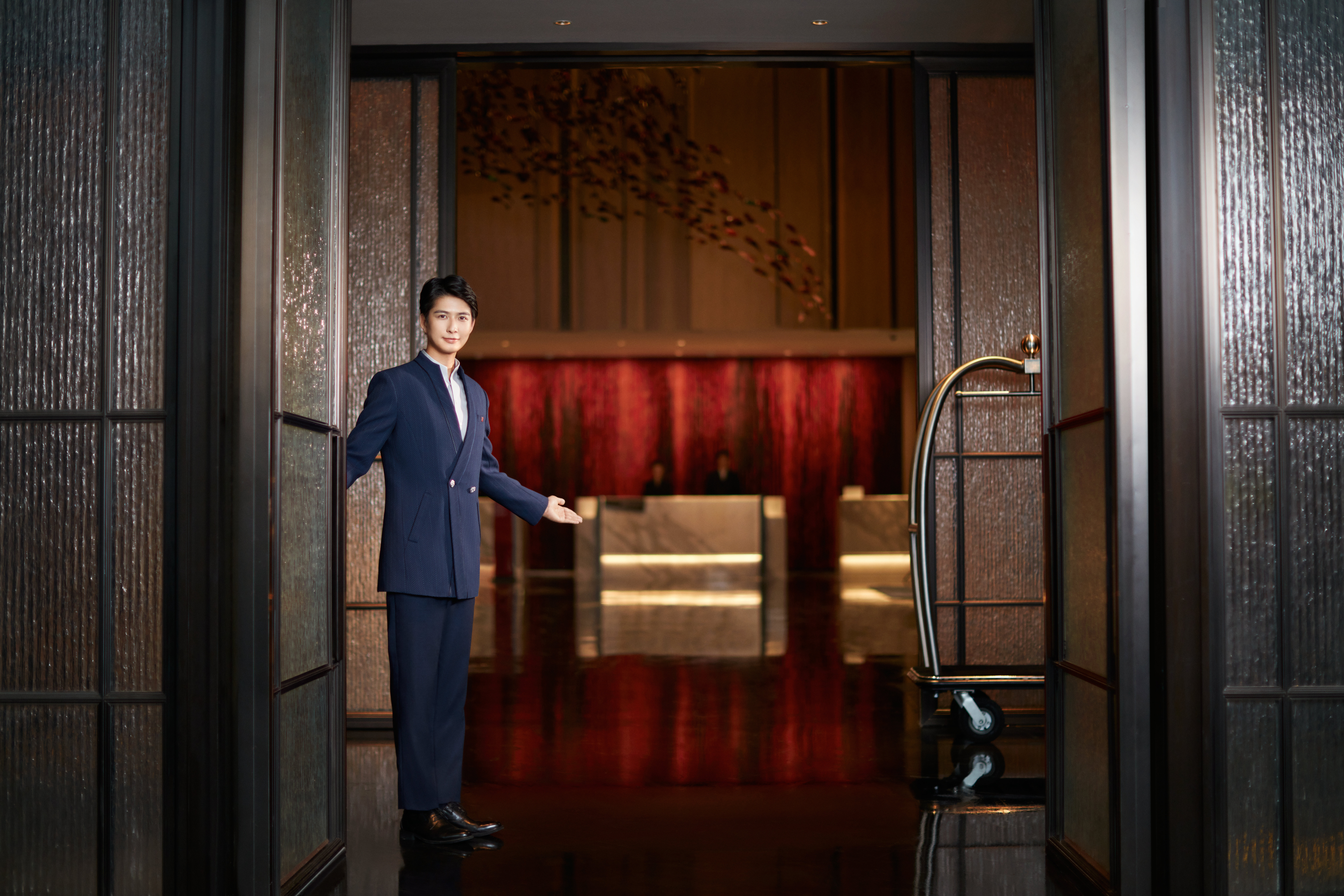 HUALUXE YANGJIANG CITY CENTER 14/79