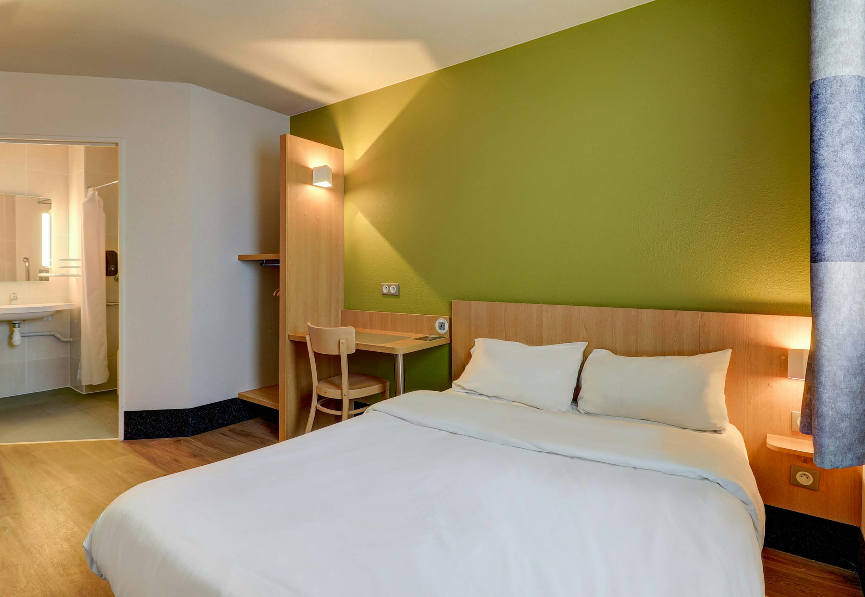 Room at B&B HOTEL Paray-Le-Monial, PARAY-LE-MONIAL