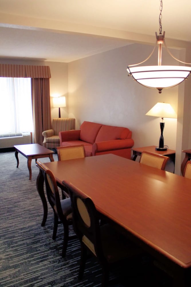 Country Inn & Suites by Radisson, Baltimore BWI Airport 21/40