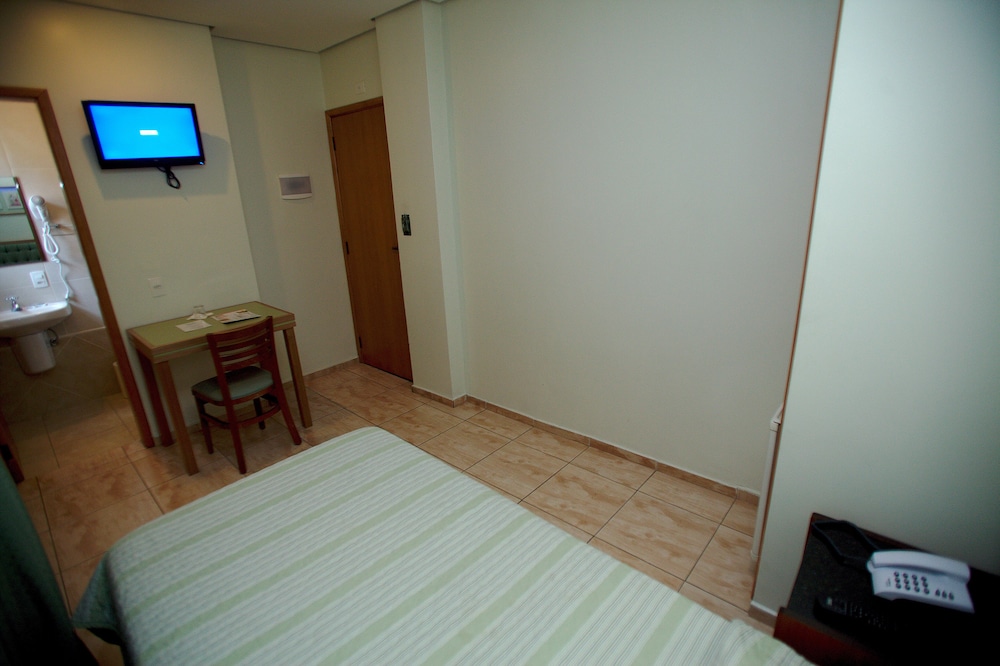 Hotel Cinelandia 30/40