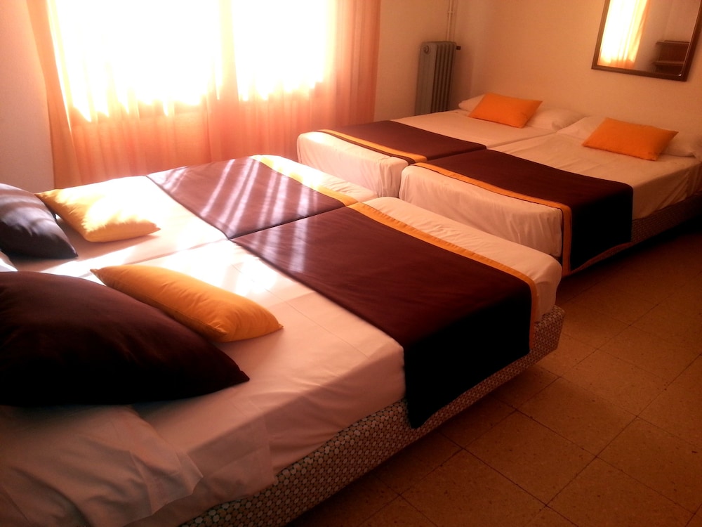 HOSTAL DEL SOL 11/28
