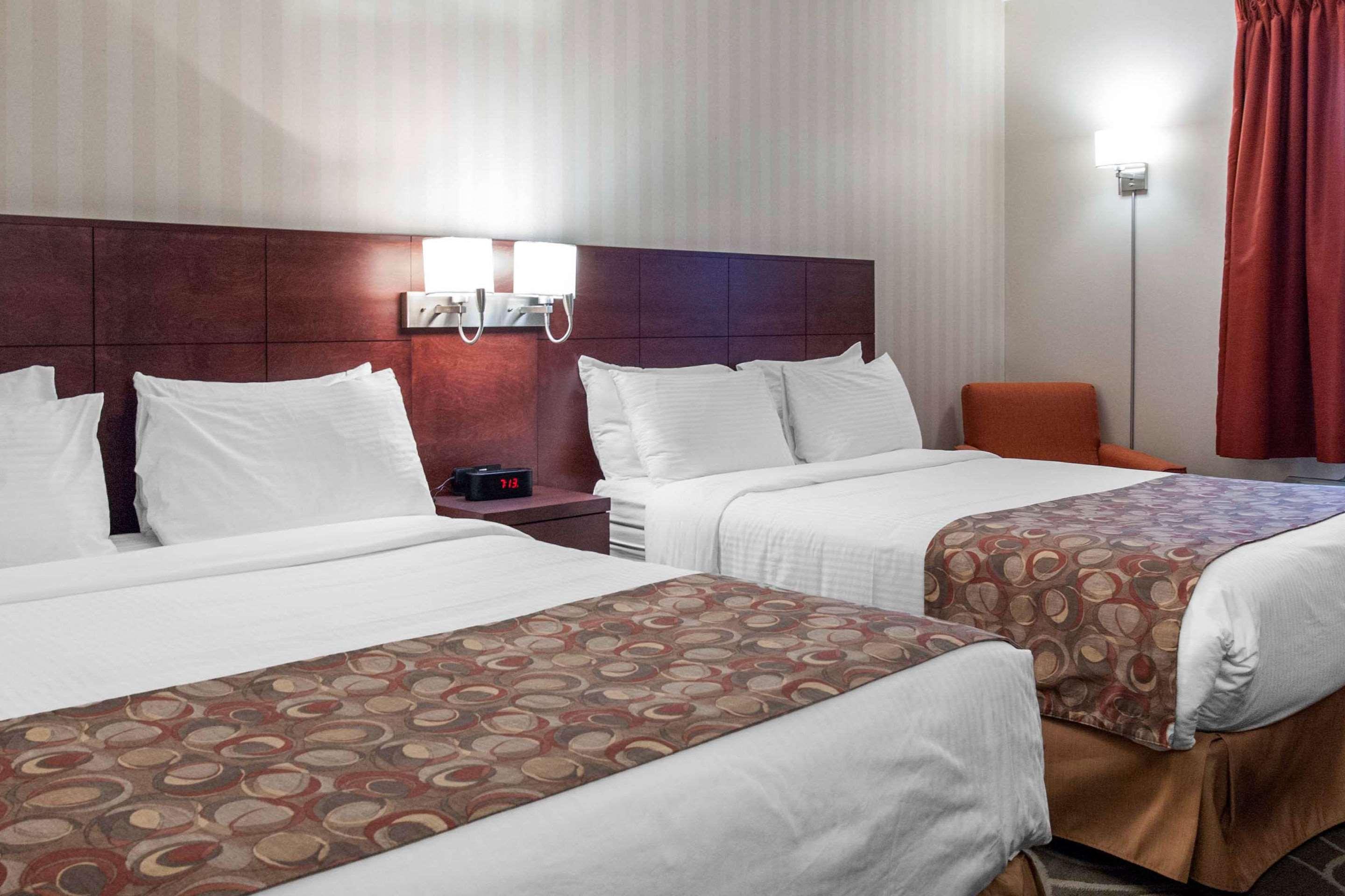Upgrade, 2 Queen Beds