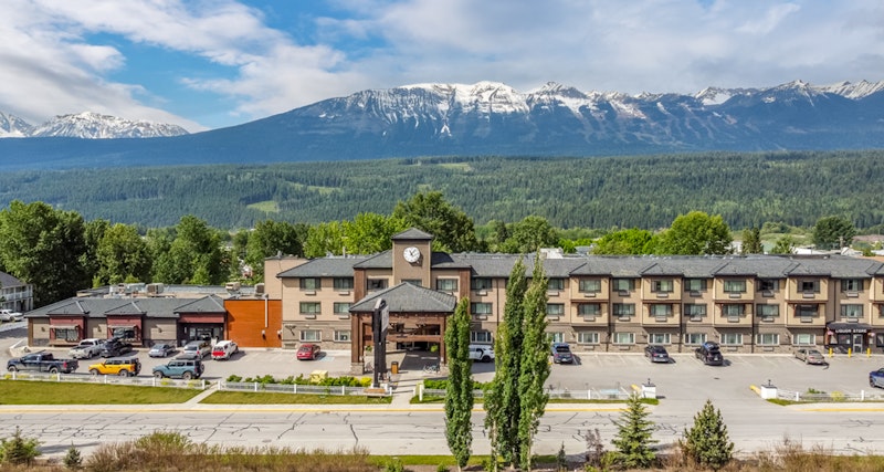 Prestige Inn Golden 11/67