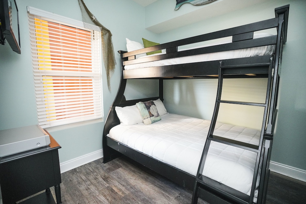 Calypso Beach Resort By Panhandle Getaways 12/82