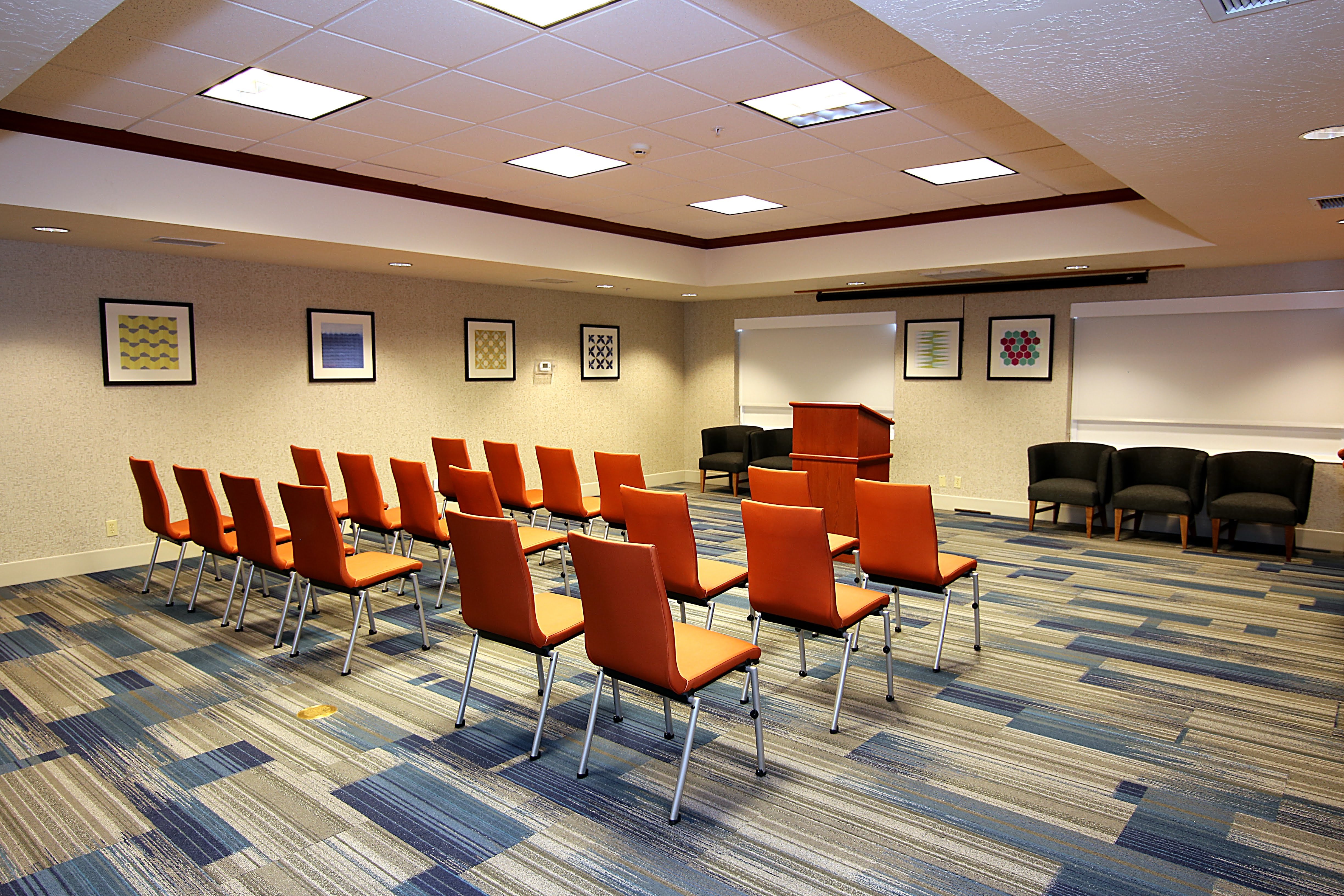 Holiday Inn Express Hotel And Suites Ashland 53/55