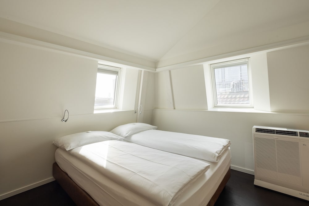 Fred Guest House Zurich Hauptbahnhof 18/50