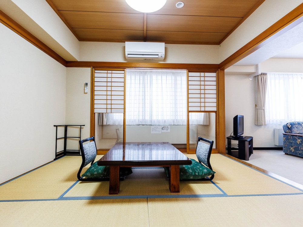 Hotel Nemuro Kaiyoutei 36/55