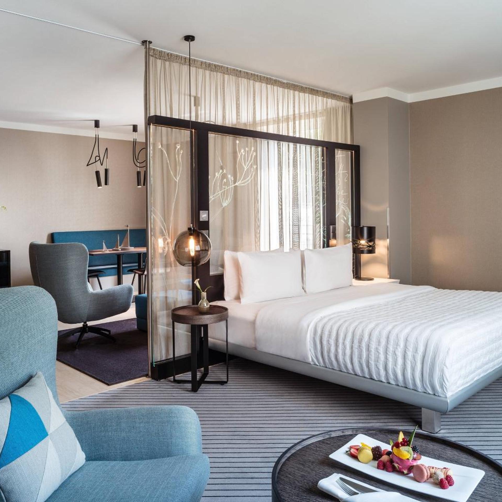 Urban, Suite, City View