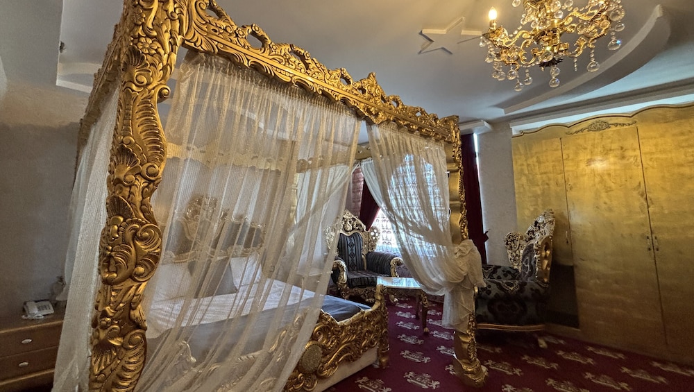 Hotel Golden King 8/50