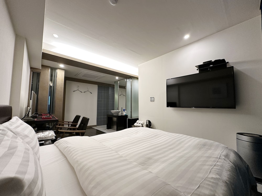 Time Hotel(Good Time Hotel Annex) 5/50