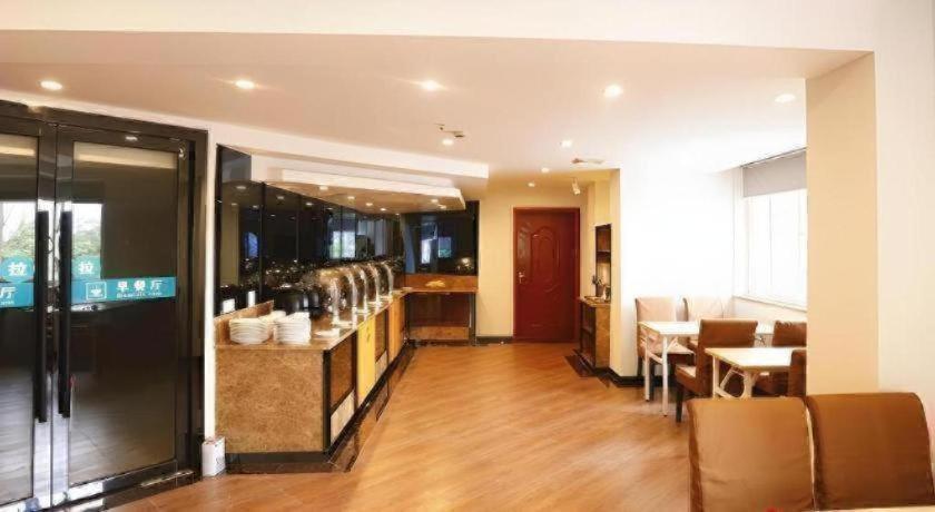 Greentree Inn Hangzhou Linan Wanma Road Express Hotel 36/42