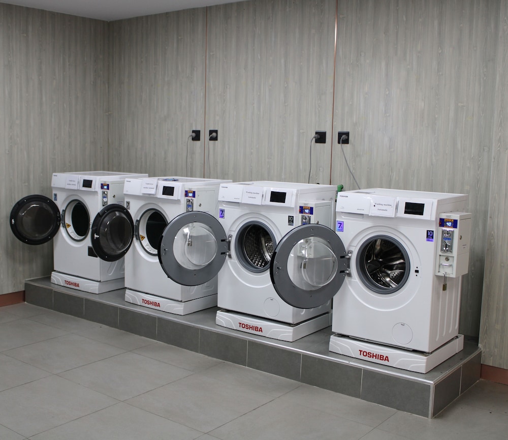 Grand Tower Inn Rama VI 52/70