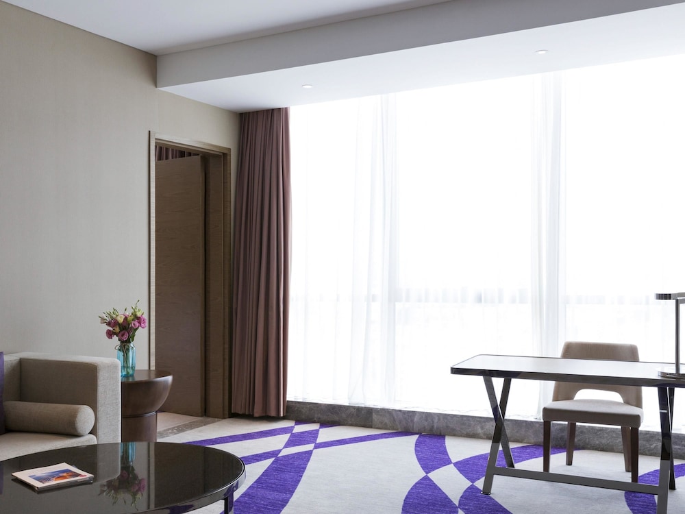 Novotel Rizhao Suning 18/73