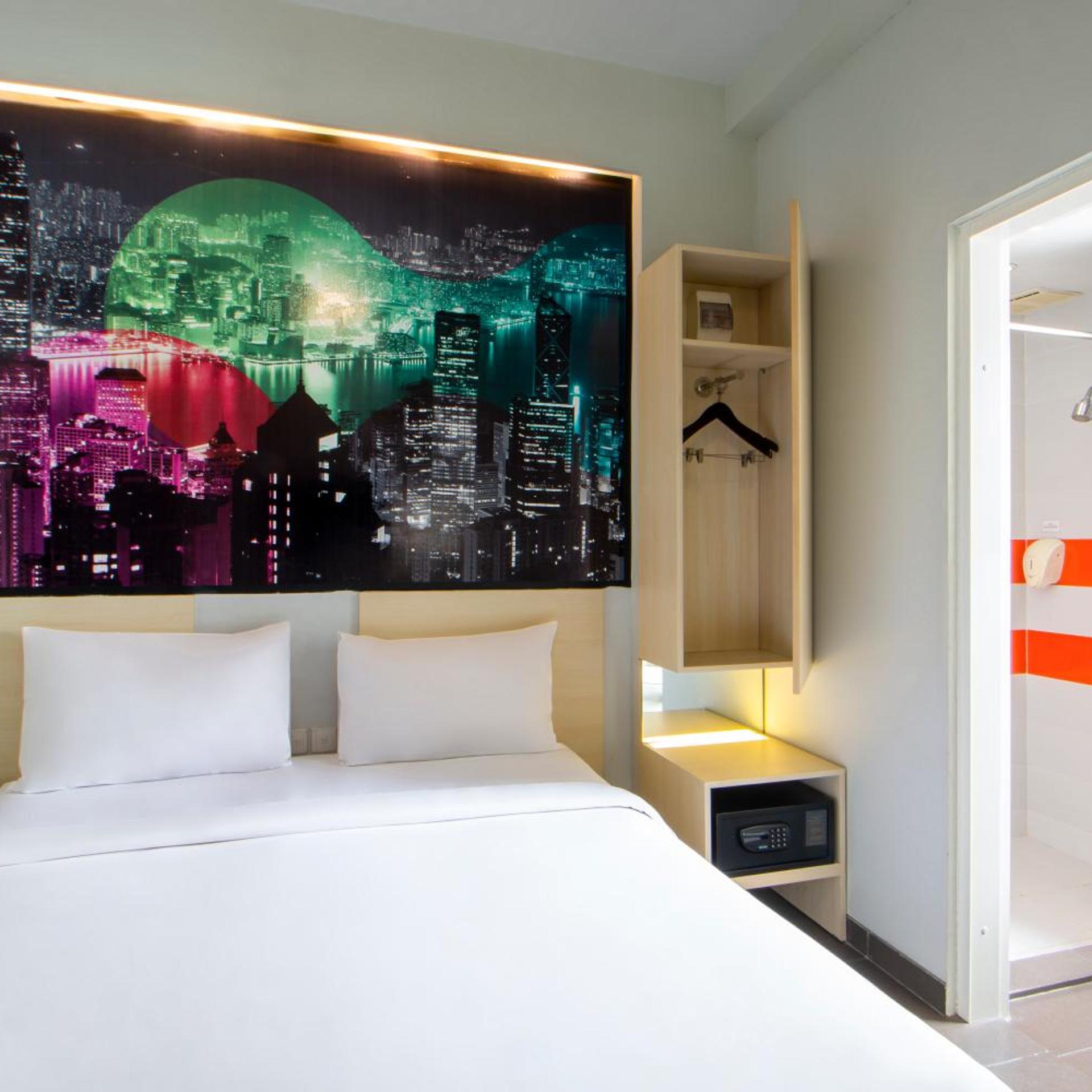 Cleo Hotel Jemursari 3/17