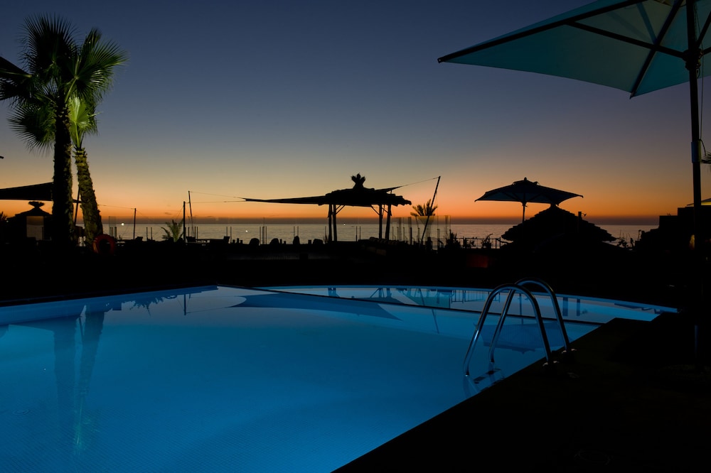 Paradis Plage Surf Yoga Spa Resort 50/83