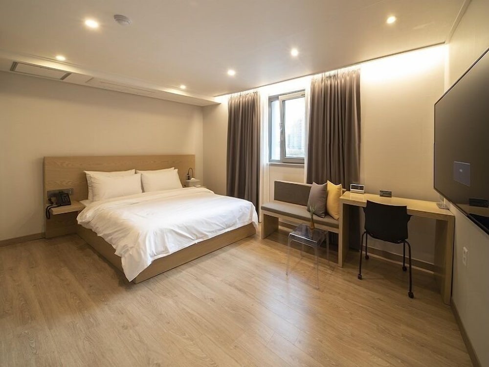 Centro Tourist Hotel 10/50