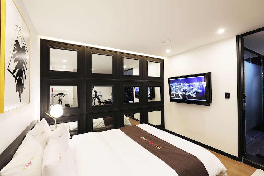 Sm Boutique Hotel 10/50