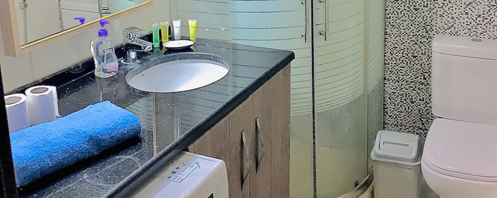 1 BEDROOM, LUXURY, SINGLE