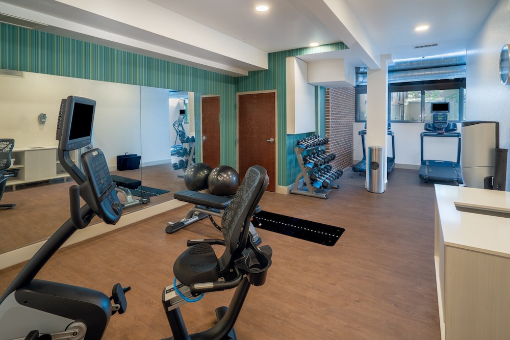 Holiday Inn Express And Suites Dahlonega University Area, an IHG Hotel 40/60