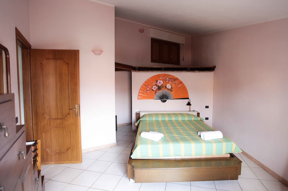 LOCANDA DEGLI ARTISTI 21/50