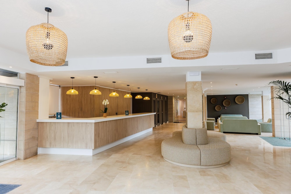 Hotel Alondra 9/50