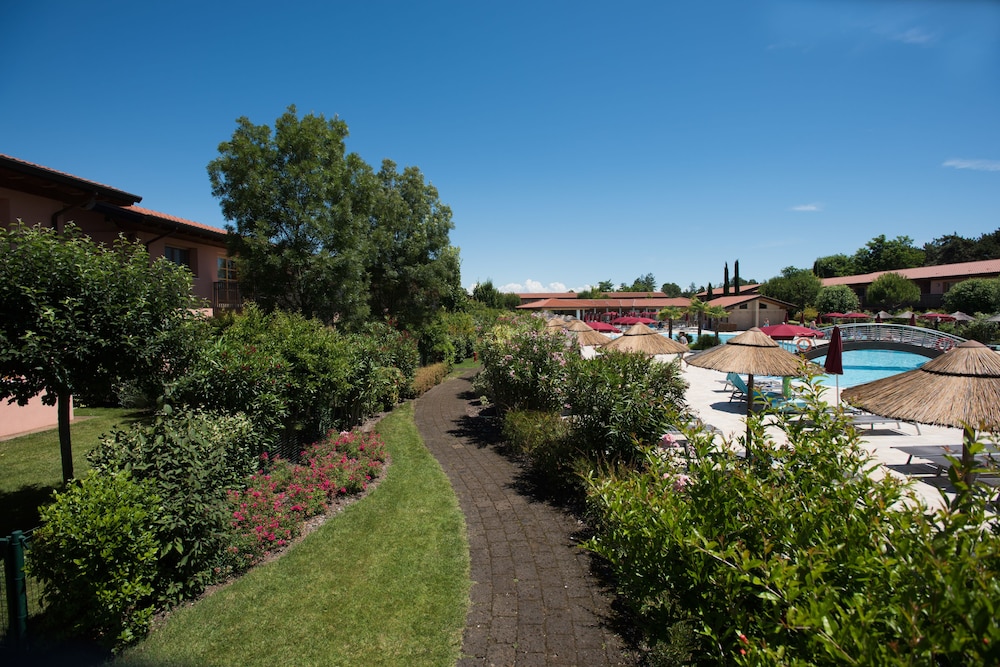 Hotel Green Village Resort 54/60