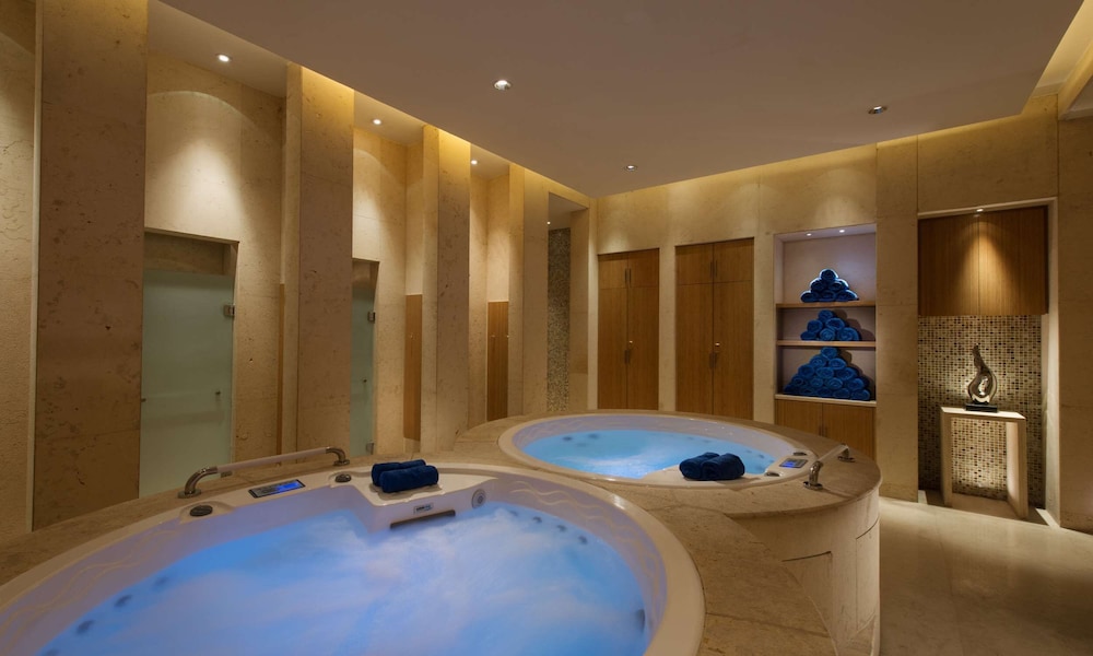 Doubletree By Hilton Qinghai Golmud China 18/71