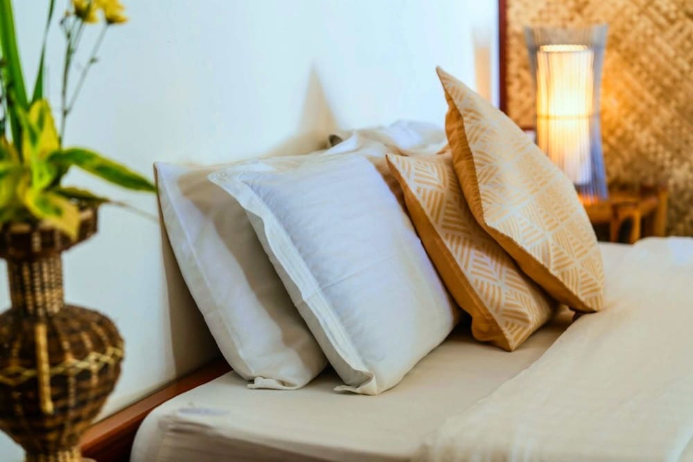 Romantic Beach Villas 24/50