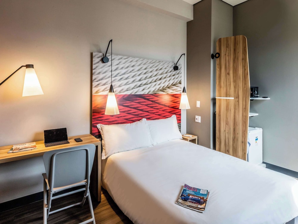 Ibis Palmas Avenida Jk Hotel 24/51