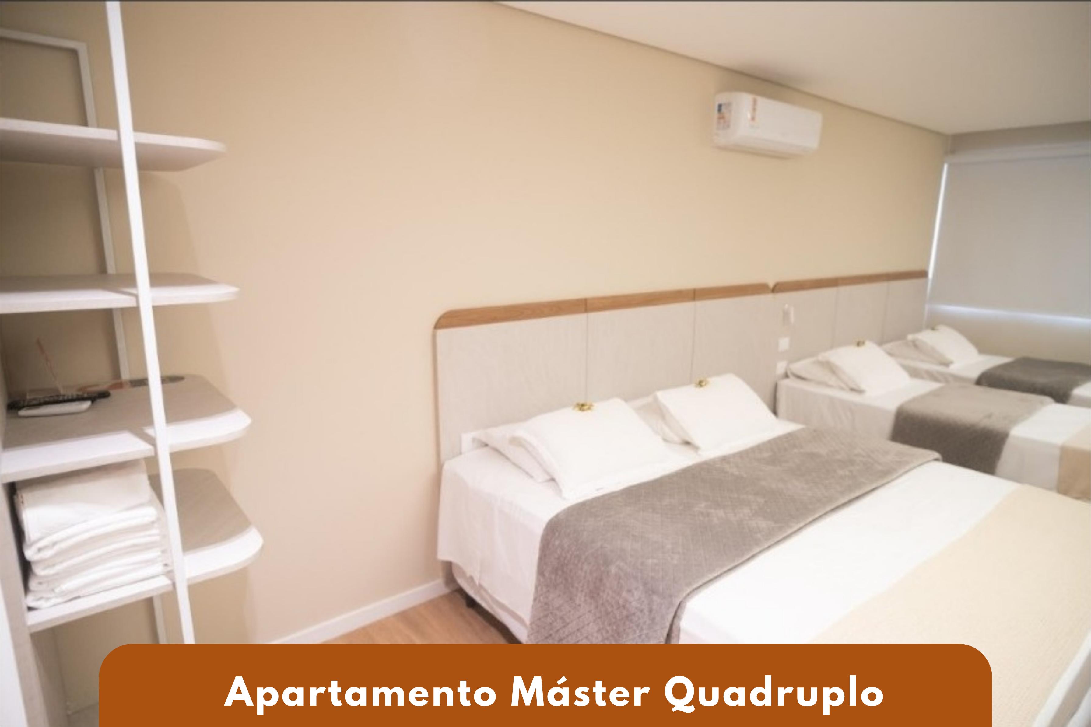 Master, Quadruple