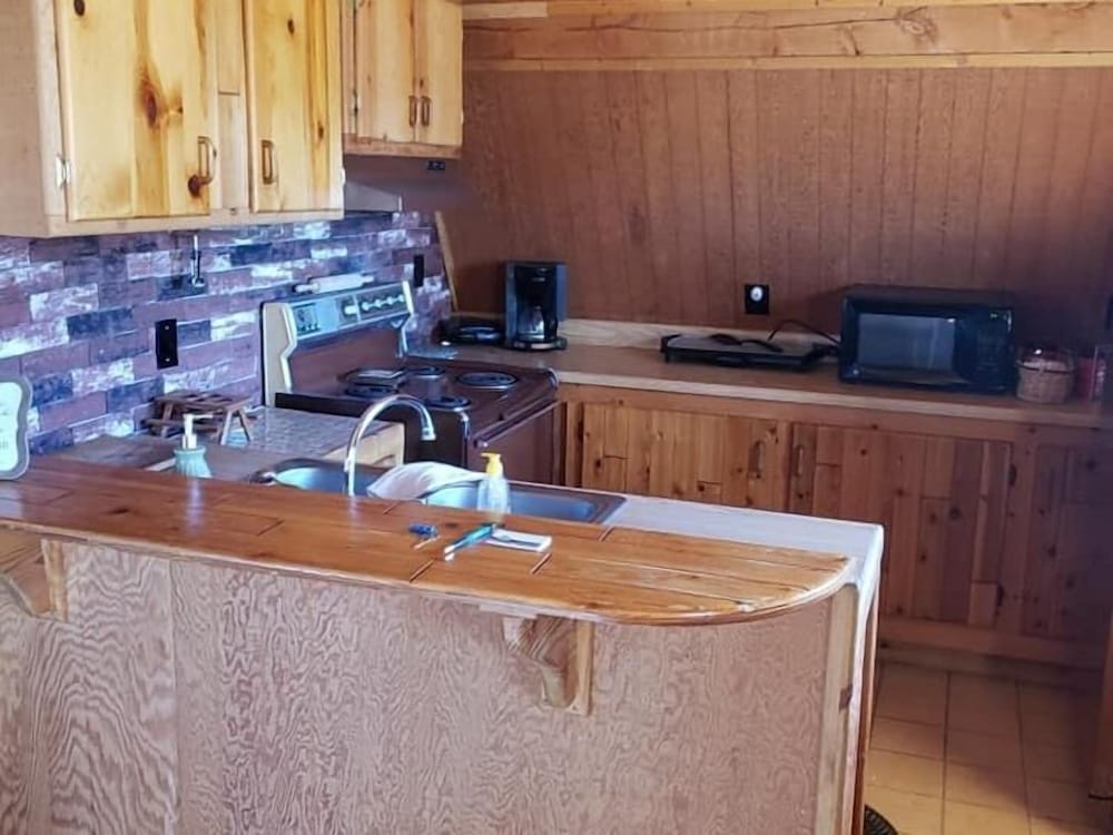Black Forest B&B Lodge & Cabins 39/49