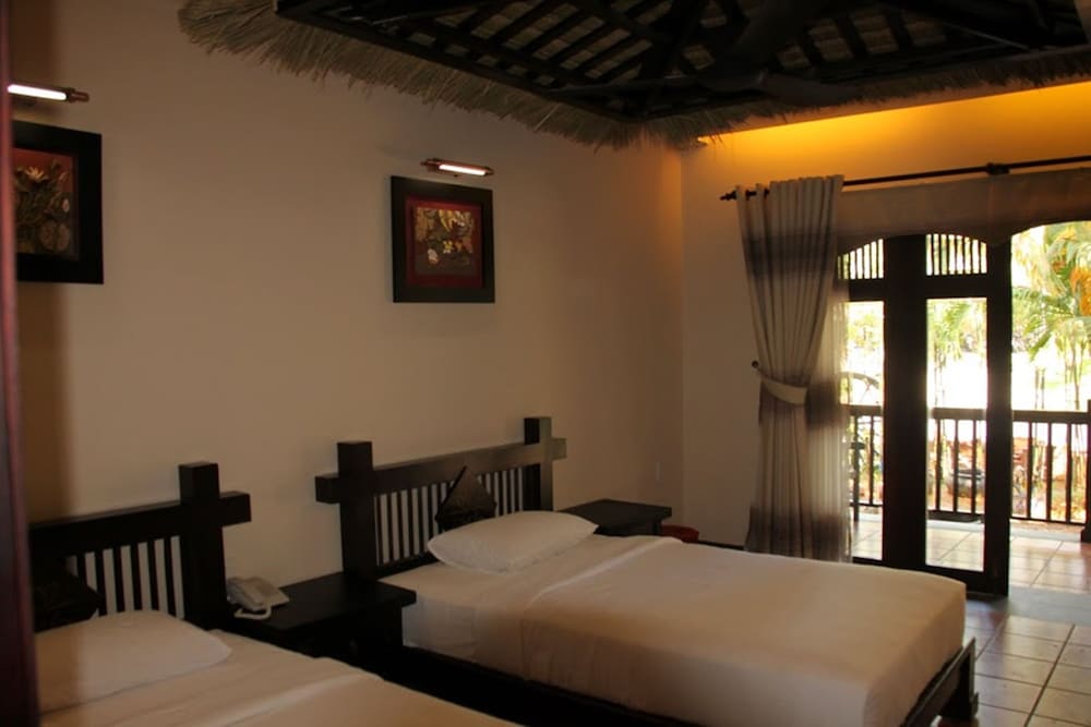 Lotus Village Resort 13/38