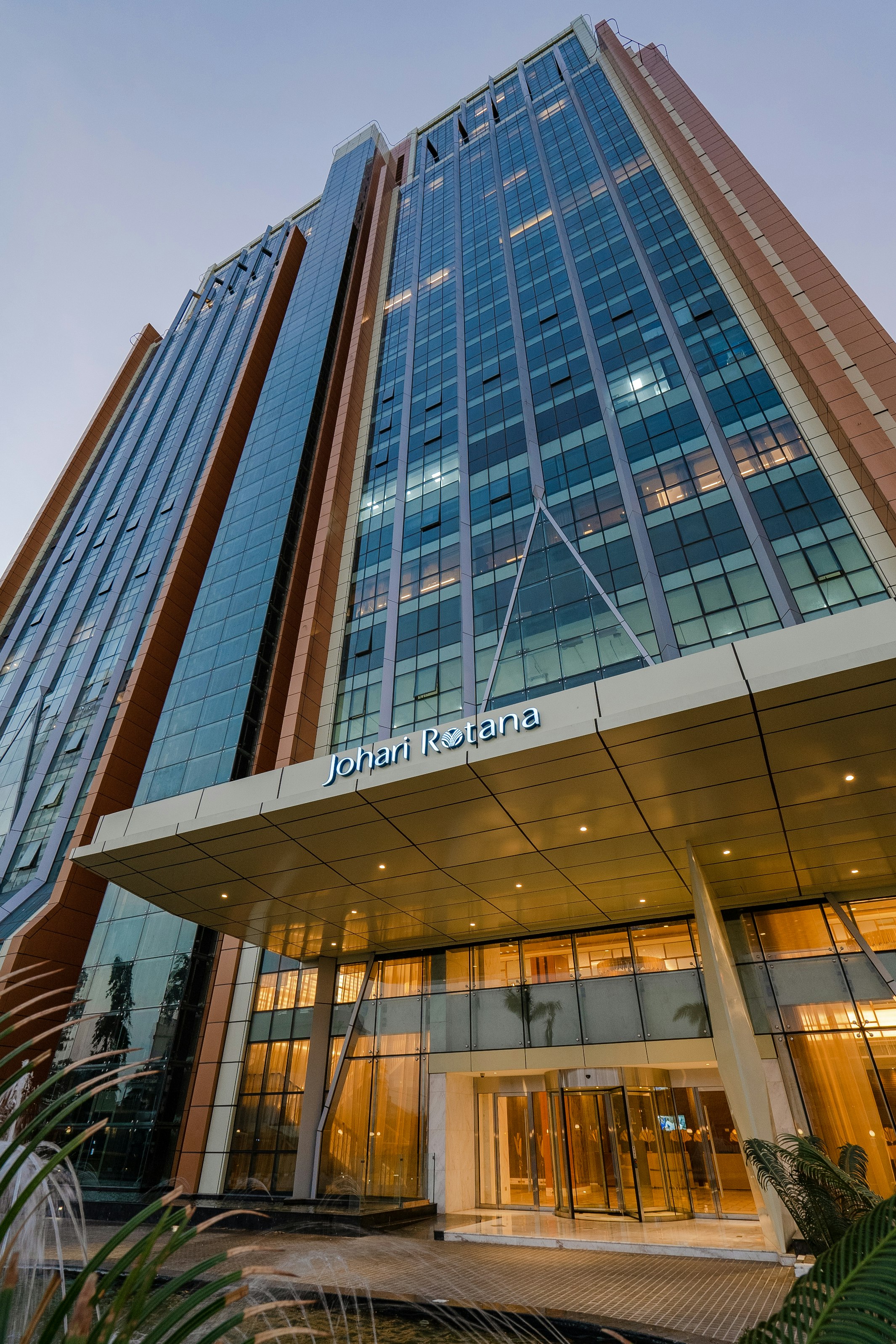 Johari Rotana in DAR ES SALAAM