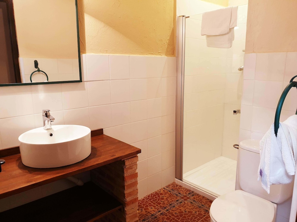 Hotel Val De Pinares 32/34