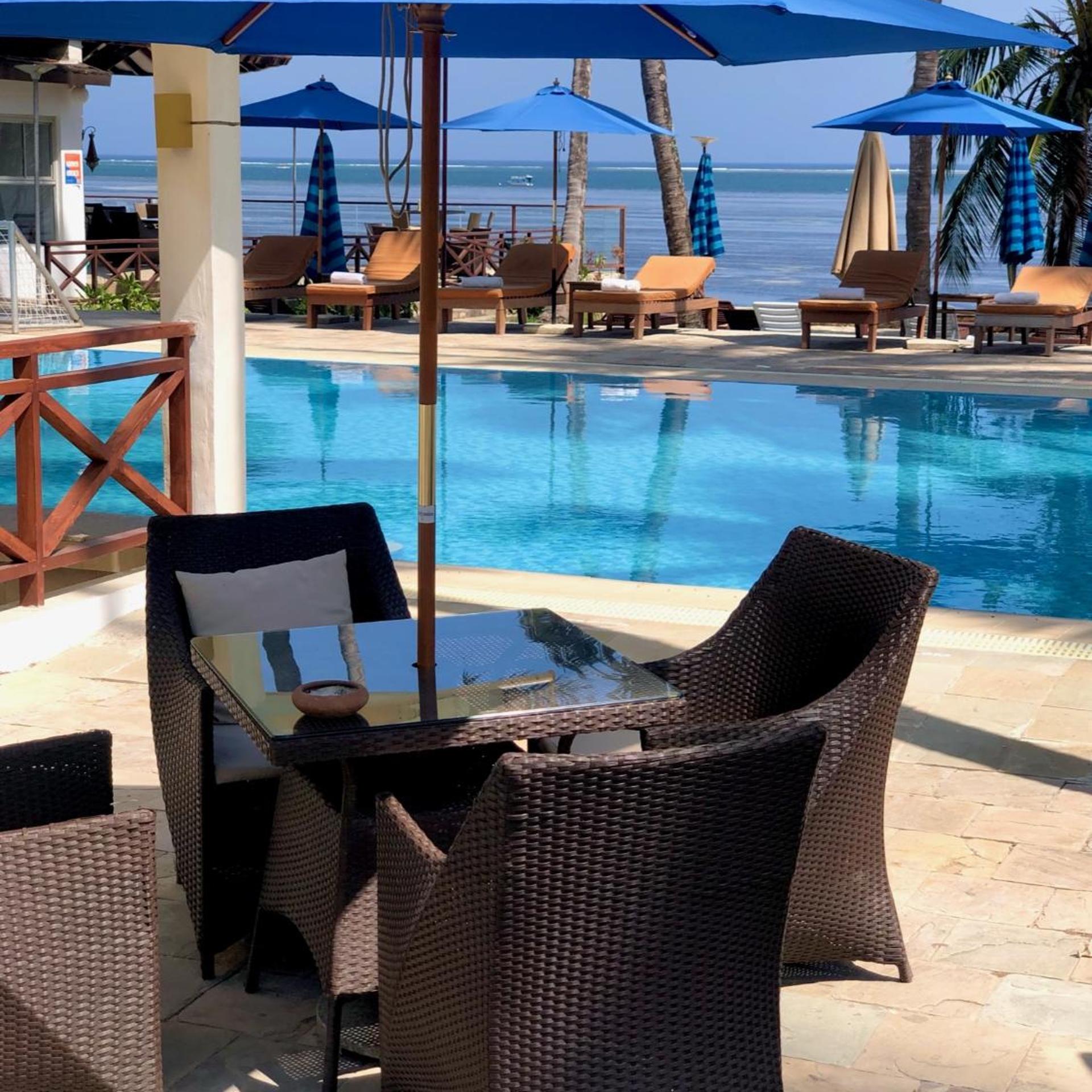 Kenya Bay Beach Hotel 17/46