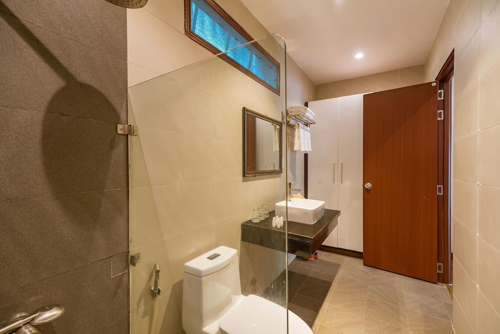 Ahaveda Resort 32/56