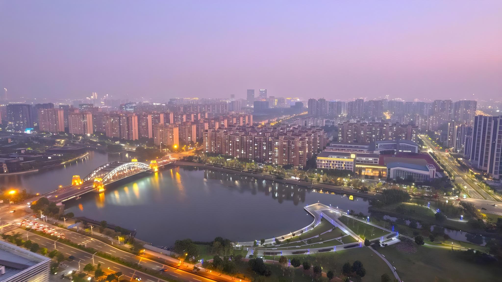 Vienna International Hotel (Suzhou Likou Furniture City) 41/42