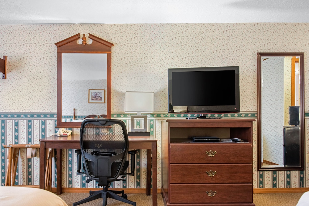 Coachman Inn 41/55
