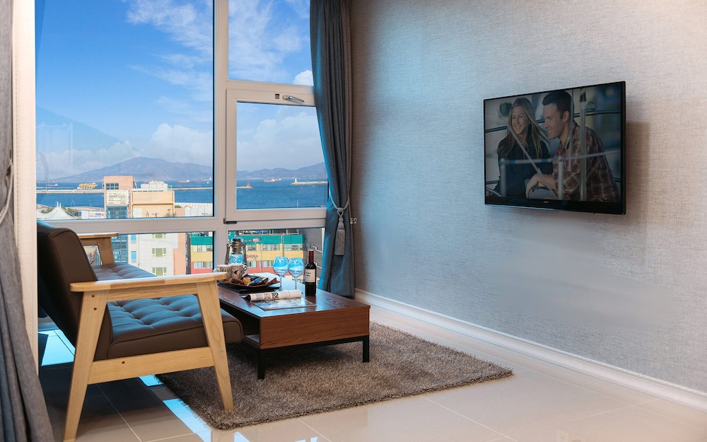 Yeosu Paradise Spa Pension 33/50