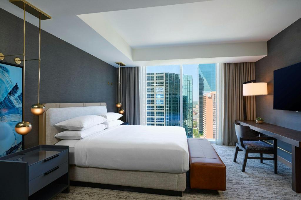 1 Bedroom, Vice President, Suite, King Bed